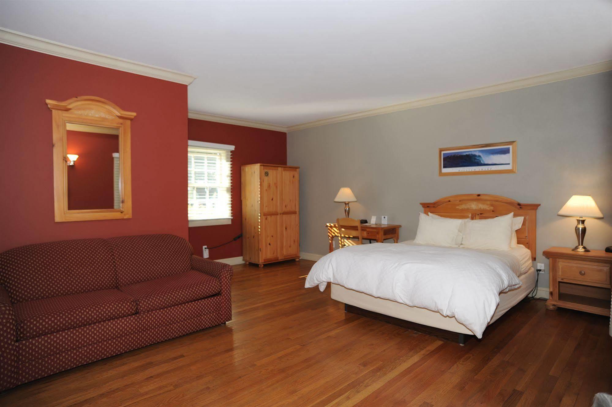 Southampton Long Island Hotel Room photo